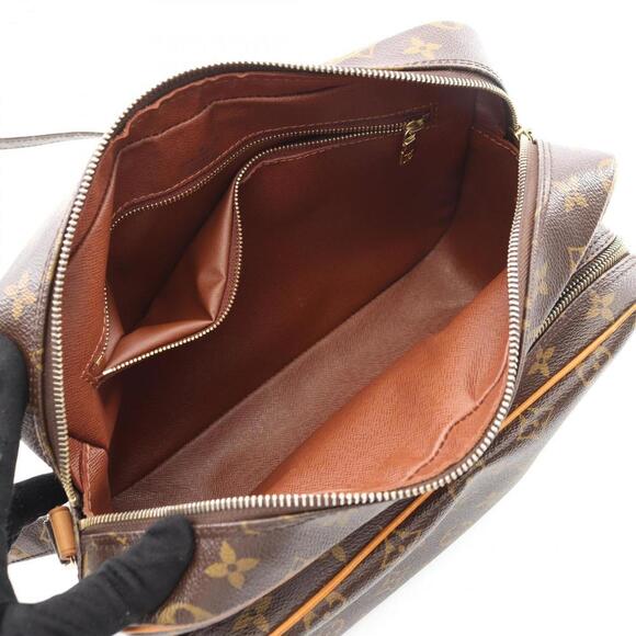 LOUIS VUITTON Brown Monogram Leather Shoulder Bag - Picture 3 of 9